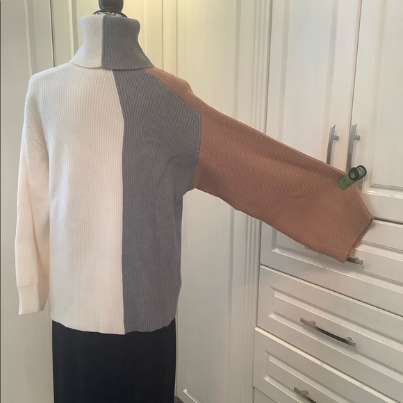 ⭐️ HOST PICK ⭐️ Mango Multicoloured Colourblocked Sweater - Picture 7 of 10